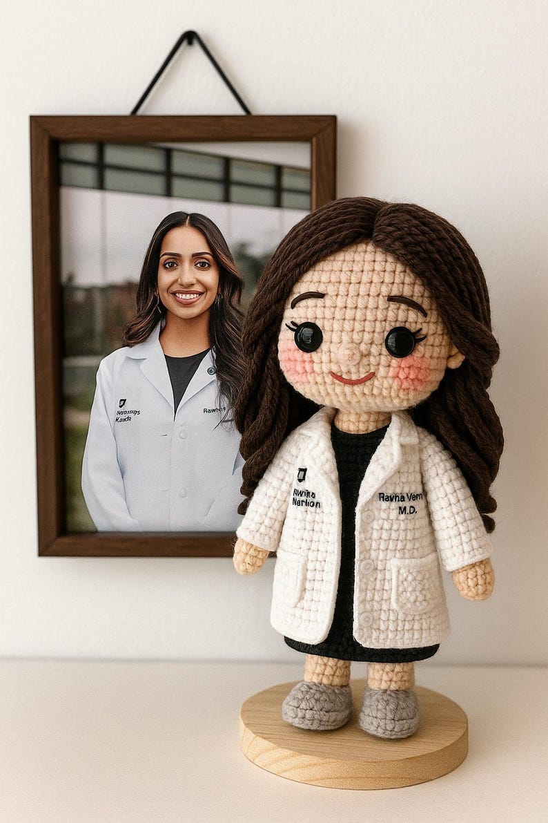 Custom Crochet Doll from Photo – Personalized Couple, Family & Pet Dolls